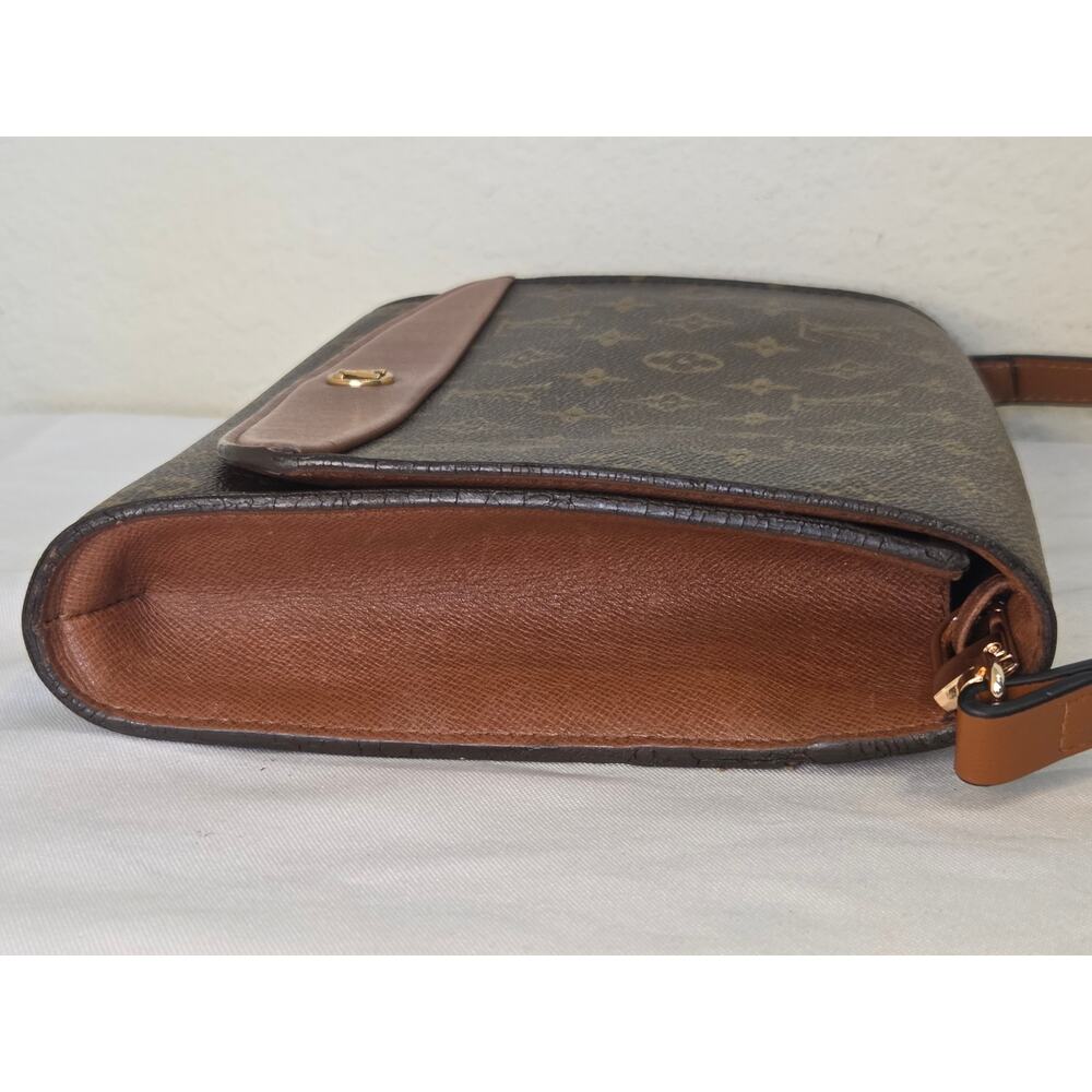 Louis Vuitton Bordeaux Monogram Crossbody Clutch Bag Vintage Brown Leather Trim - Picture 3 of 15